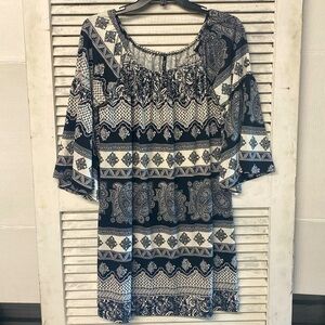 Emma rose Bell Sleeve 3/4 Length Dress size Medium Black & White Print